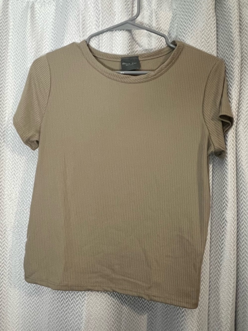 Olivia Rae Short Sleeve Ribbed Tee - Taupe Size:L